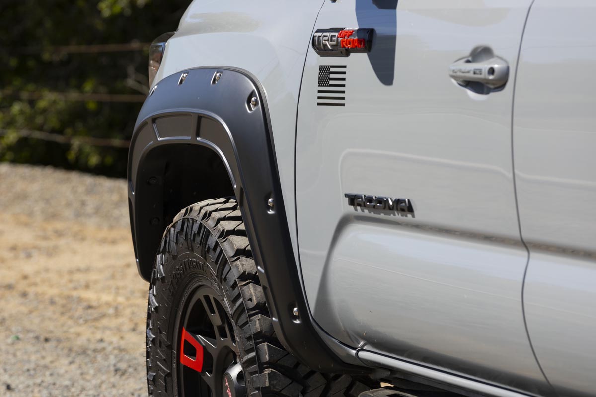 Fender Flares | Defender | Toyota Tacoma 2WD/4WD (2016-2023)