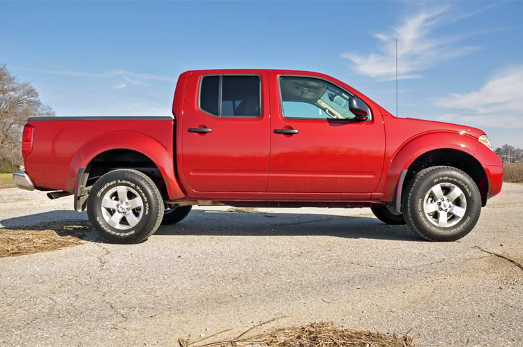 2.5 Inch Leveling Kit | Red Spacers | Nissan Frontier (05-25)/Xterra (05-15) 
