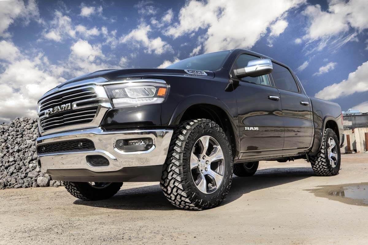 2IN DODGE LEVELING LIFT KIT (2019 RAM 1500 4WD)
