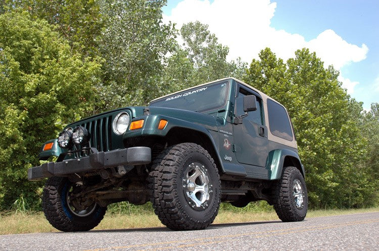 2.5IN JEEP SUSPENSION LIFT KIT